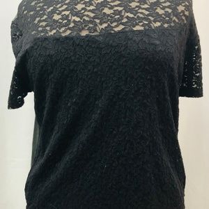 BLACK LINED LACE TOP- SHORT SLEEVES WASHABLE SZ XL